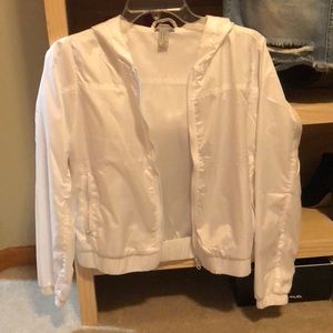WHITE WINDBREAKER NWOT